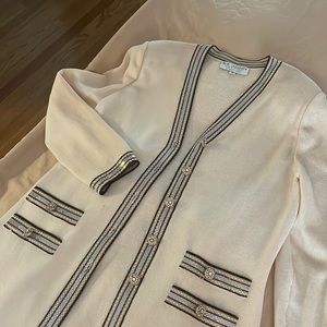 St. John suit, women’s jacket sz 10 and pencil skirt sz 12